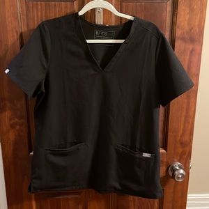 Figs black medium scrub top